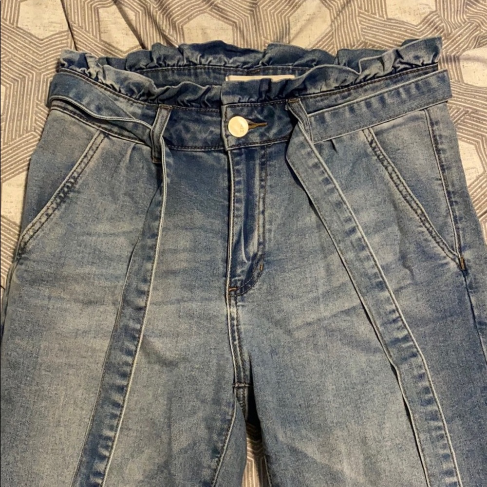 2 pairs of jeans